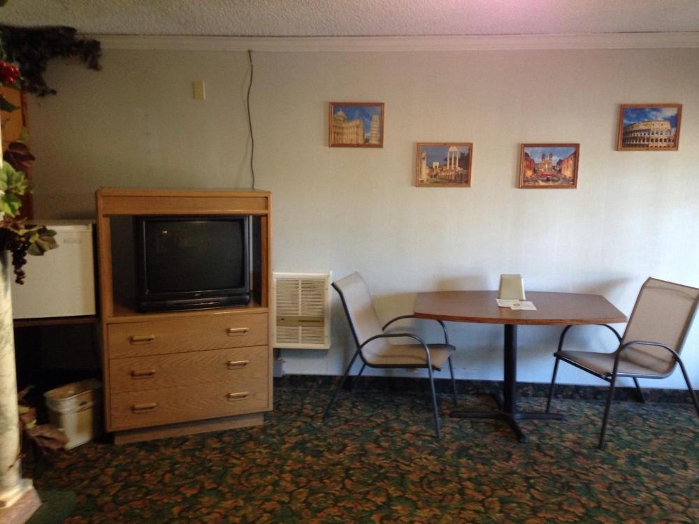 Room image 1